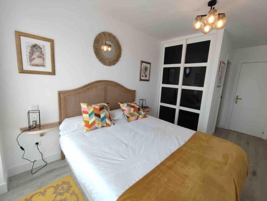 Exclusivo Apartamento Con Aparcamiento Gratuito ラレード エクステリア 写真